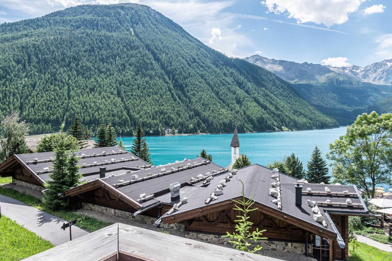 Hotel&Chalets Edelweiss Madonna  Buitenkant foto